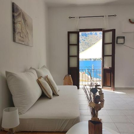 Gompos Apartment - Cozy Apartment Next To The Sea - Amazing Sea View Symi Exterior foto
